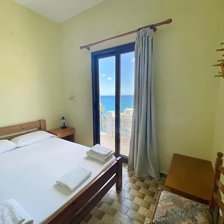 דירה Sea View With Balcony